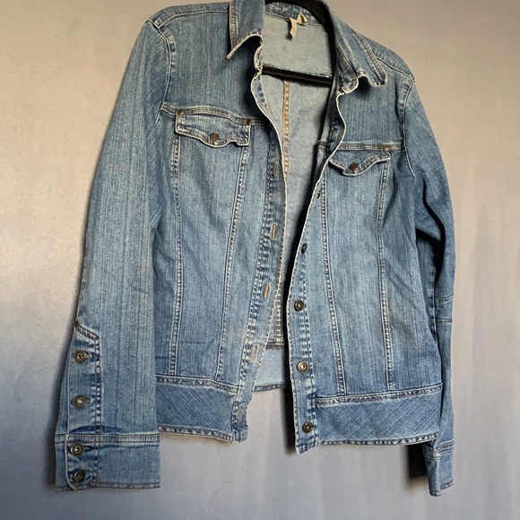 Jean jacket - Picture 3 of 14